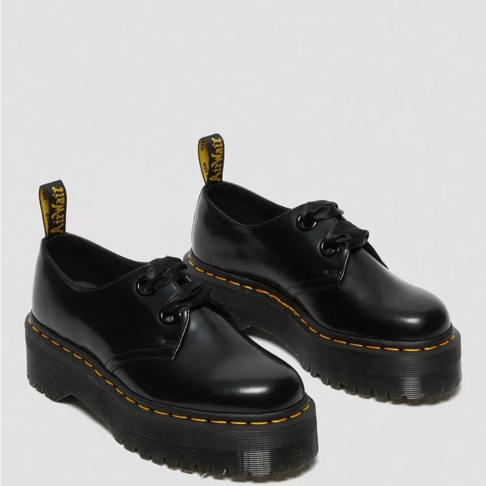Dr. Martens Holly Black Platform Shoes Women’s 10 - Picture 2 of 7
